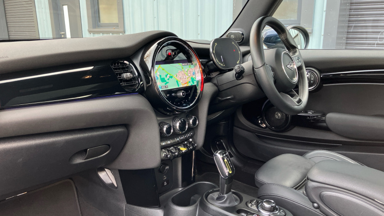 MINI Hatchback 135kW Cooper S Level 3 33kWh 3dr Auto Electric Hatchback